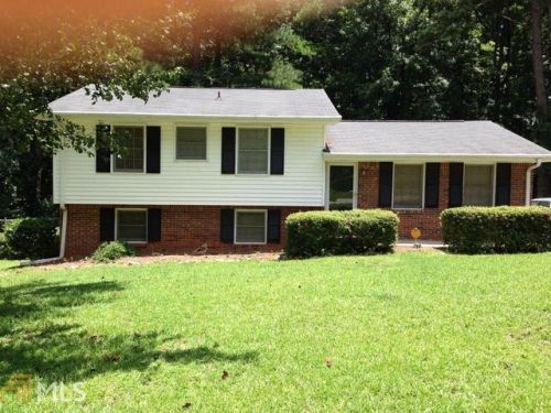 6886 Knollwood Dr, Morrow, GA 30260-3211