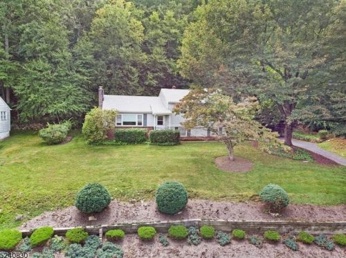 40 Park Heights Ave, Dover, NJ 07801-3308