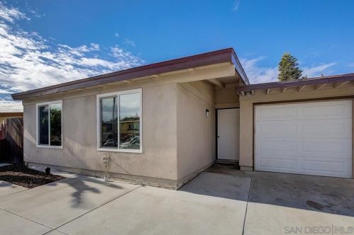 900 Lemon Ave, Vista, CA 92084-5108