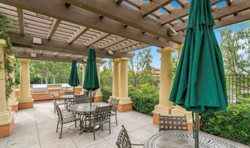 66 White Sage, Irvine CA 92618-8803 exterior