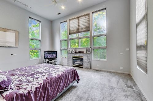 6 Dunsinane Ln, Bannockburn IL  60015-1500 exterior