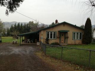 680 Grandview St, Glide, OR 97443-0349