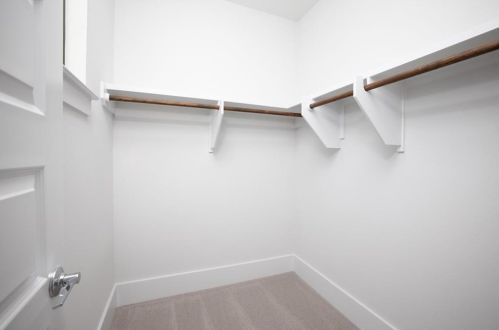 2011 Belford Dr, Austin TX  78757-8207 exterior