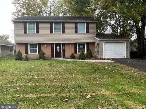 38 Pastoral Ln, Willingboro, NJ 08046-2634
