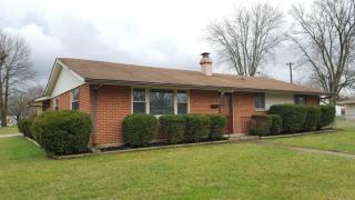 704 Macmillan Dr, Dayton OH  45426-2768 exterior