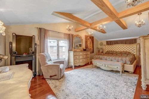 182 12th St, Wood-Ridge NJ  07075-2067 exterior