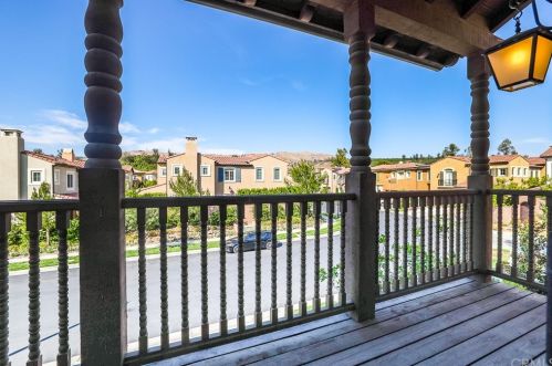 130 Long Fence, Irvine CA  92602-1807 exterior