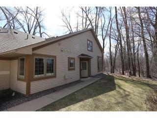 2050 Holloway Ave, Saint Paul MN  55109-3907 exterior