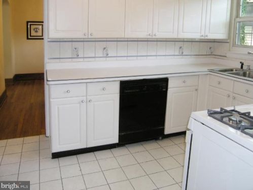 417 Ellsworth Dr, Silver Spring MD  20910-4222 exterior