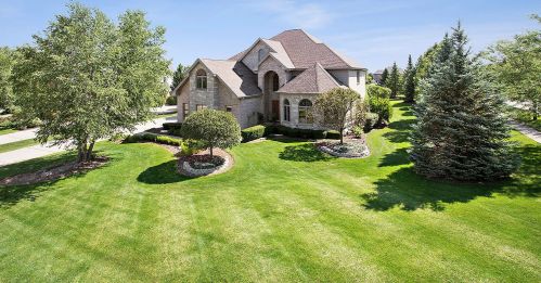 21429 Saddle Ln, Mokena, IL 60448-2400