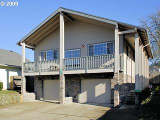 329 70th Pl, Springfield, OR 97478-7486