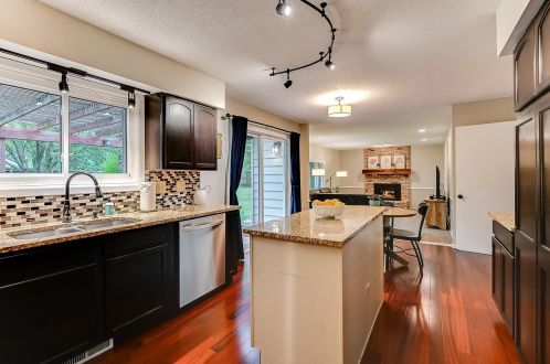1810 Evergreen Ct, Saint Paul MN  55125-2301 exterior