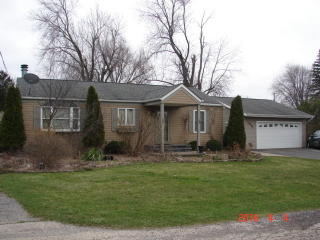 3717 Pacific Ave, Gurnee, IL 60031-5423