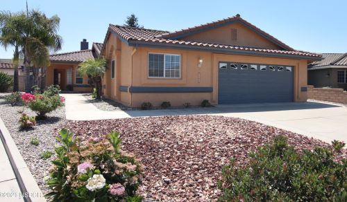 1708 Mammoth Dr, Santa Maria, CA 93454-2646