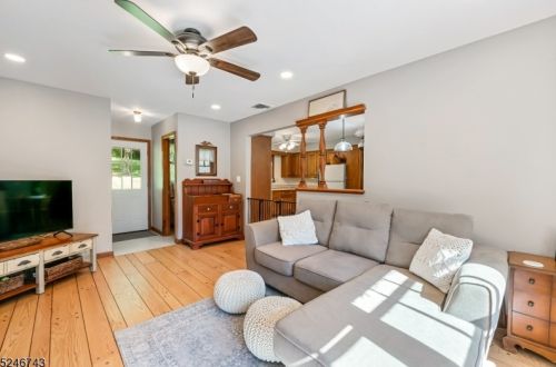 45 Gristmill Rd, Dover NJ  07869-2202 exterior