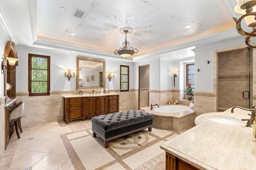 50 Golden Eagle, Irvine CA  92603-0308 exterior