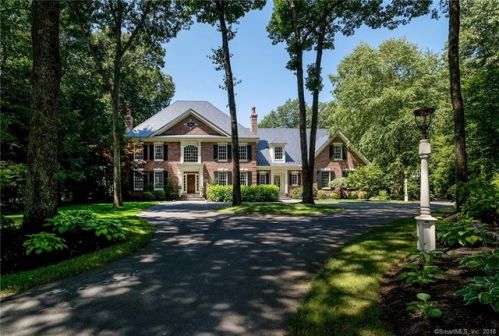 7 Clermont Park, Farmington, CT 06032-1571
