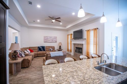 1726 Knob Hl Ct, Cedar Hill TX 75104-1501 exterior