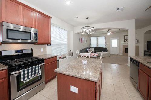 5302 Jay Thrush Dr, Richmond TX 77407-4011 exterior