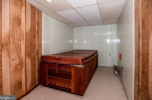 803 Jefferson Ct, Lancaster PA  17602-1241 exterior