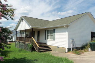 179 Jefferson River Rd, Jefferson, GA 30549-3802