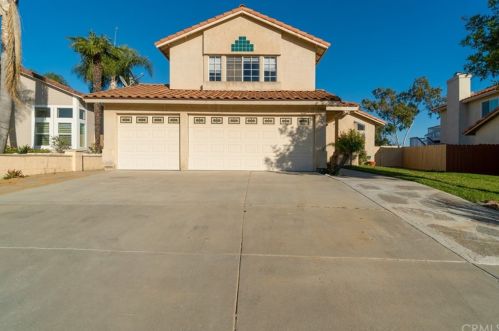1588 Avenida Andante, Oceanside, CA 92056-6923