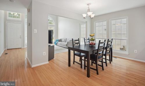 1637 Nordic Hill Cir, Silver Spring, MD 20906-5929