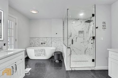 4175 Harrogate Dr, Atlanta GA  30327-3624 exterior