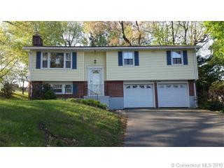 312 Cedarwood Ln, Hartford, CT 06111-3103