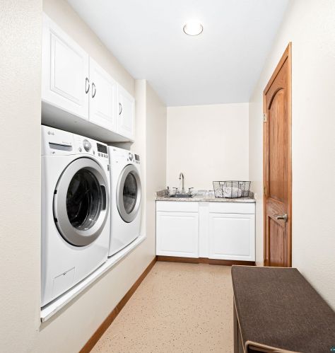 1525 Evergreen Dr, Scanlon MN  55720-8510 exterior
