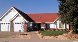 1085 Tulip Pl, Manteca, CA 95336-7710