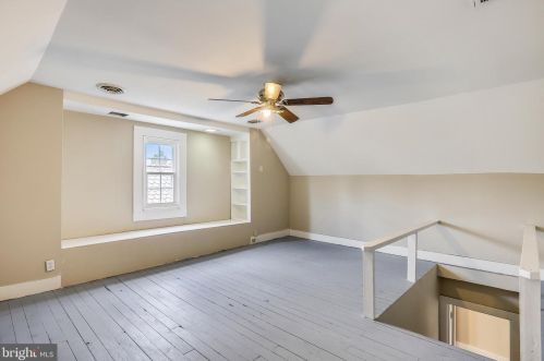 8401 Cedar St, Silver Spring MD 20910-4324 exterior