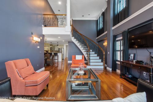 22 Front St, Tinton Falls NJ  07701-1644 exterior