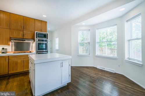 114 Vine St, Lancaster PA  17602-3550 exterior