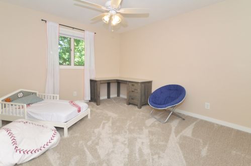 208 Meadow Wood Dr, Joliet IL  60431-4810 exterior