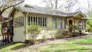 3211 Alta Vista Dr, Chattanooga, TN 37411-4102