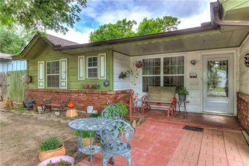 5213 Dawson Dr, Bethany, OK 73008-2027