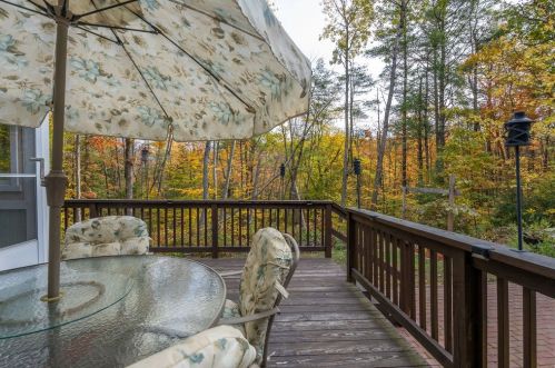 57 Drake Hill Rd, Barrington, NH 03884-6804