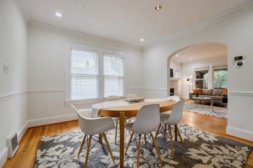 1200 Cameron Ct, Atlanta GA  30306-2622 exterior