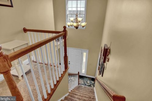 70 Pne Crk Dr, Carlisle PA  17013-9675 exterior