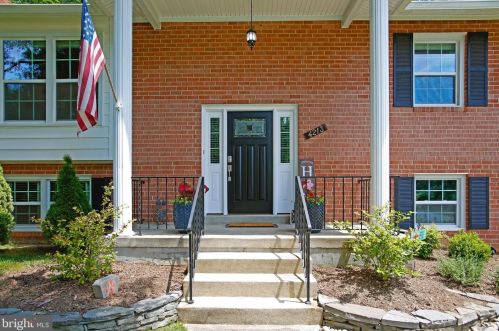 4213 Cordell St, Annandale, VA 22003-3449