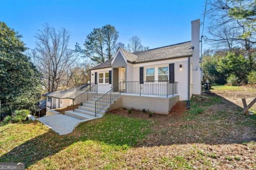 1630 Ezra Church Dr, Atlanta, GA 30314-2151