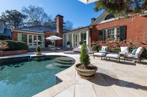 2959 Andrews Dr, Atlanta GA  30305-2905 exterior