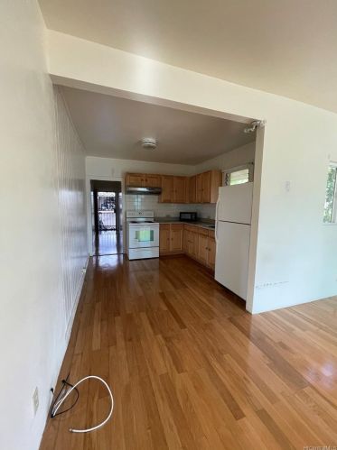 621 Ihe St, Honolulu HI  96817-2240 exterior