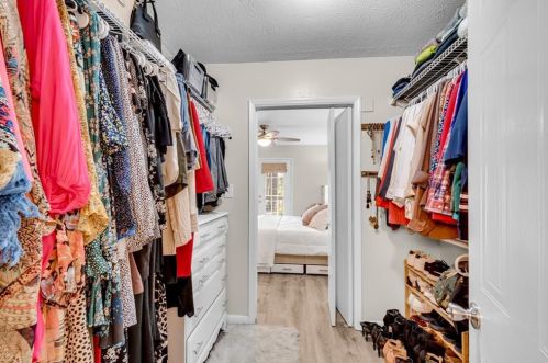 1201 Country Park Dr, Smyrna GA  30080-8226 exterior