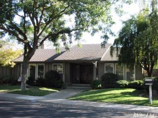 2624 Laramie Dr, Modesto, CA 95355-3969