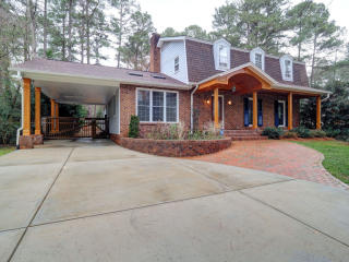 4920 Liles Rd, Raleigh, NC 27606-2531