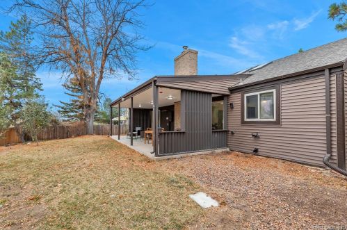 8022 Hinsdale Pl, Englewood CO  80112-1829 exterior