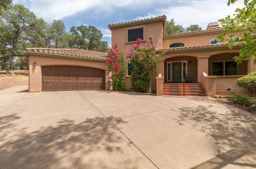 2750 Black Oak Rd, Auburn, CA 95602-8865