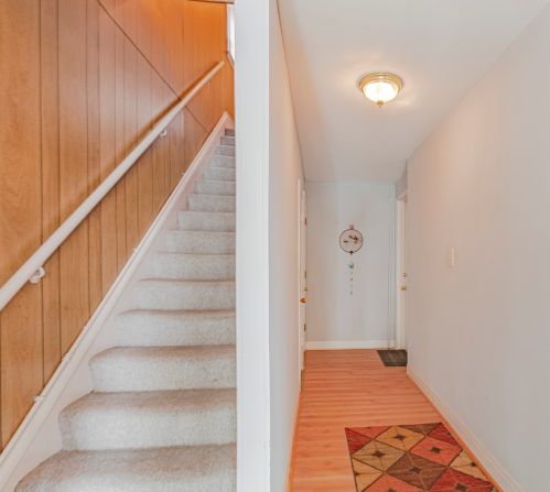 521 46th St, Chicago, IL 60609-3422